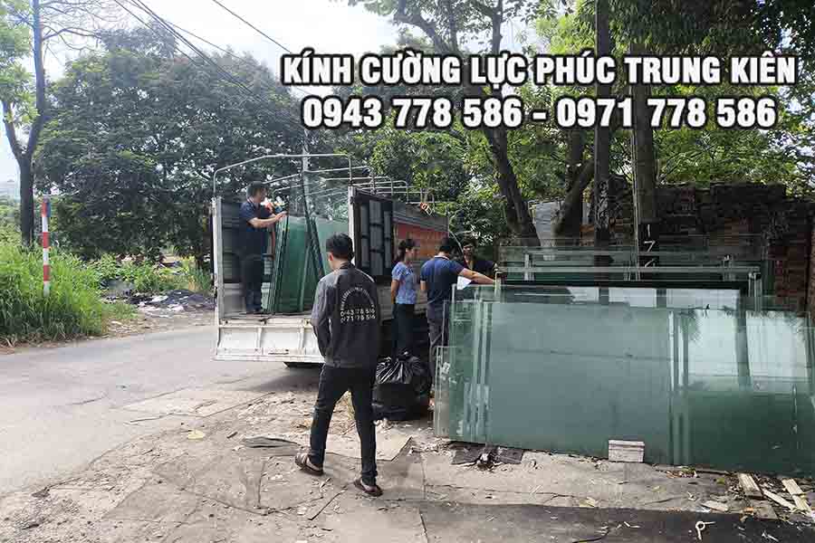 van-chuyen-kinh-cu-kho-khan